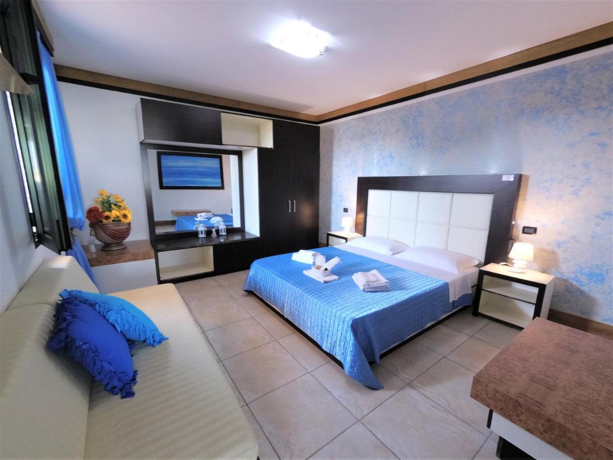 Hotel Alba Chiara Sant'Andrea Salento Ngoại thất bức ảnh