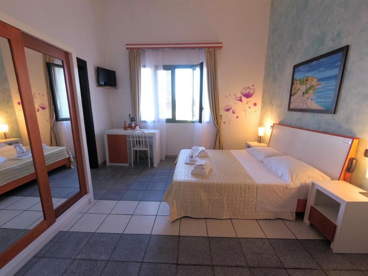 Hotel Alba Chiara Sant'Andrea Salento Ngoại thất bức ảnh