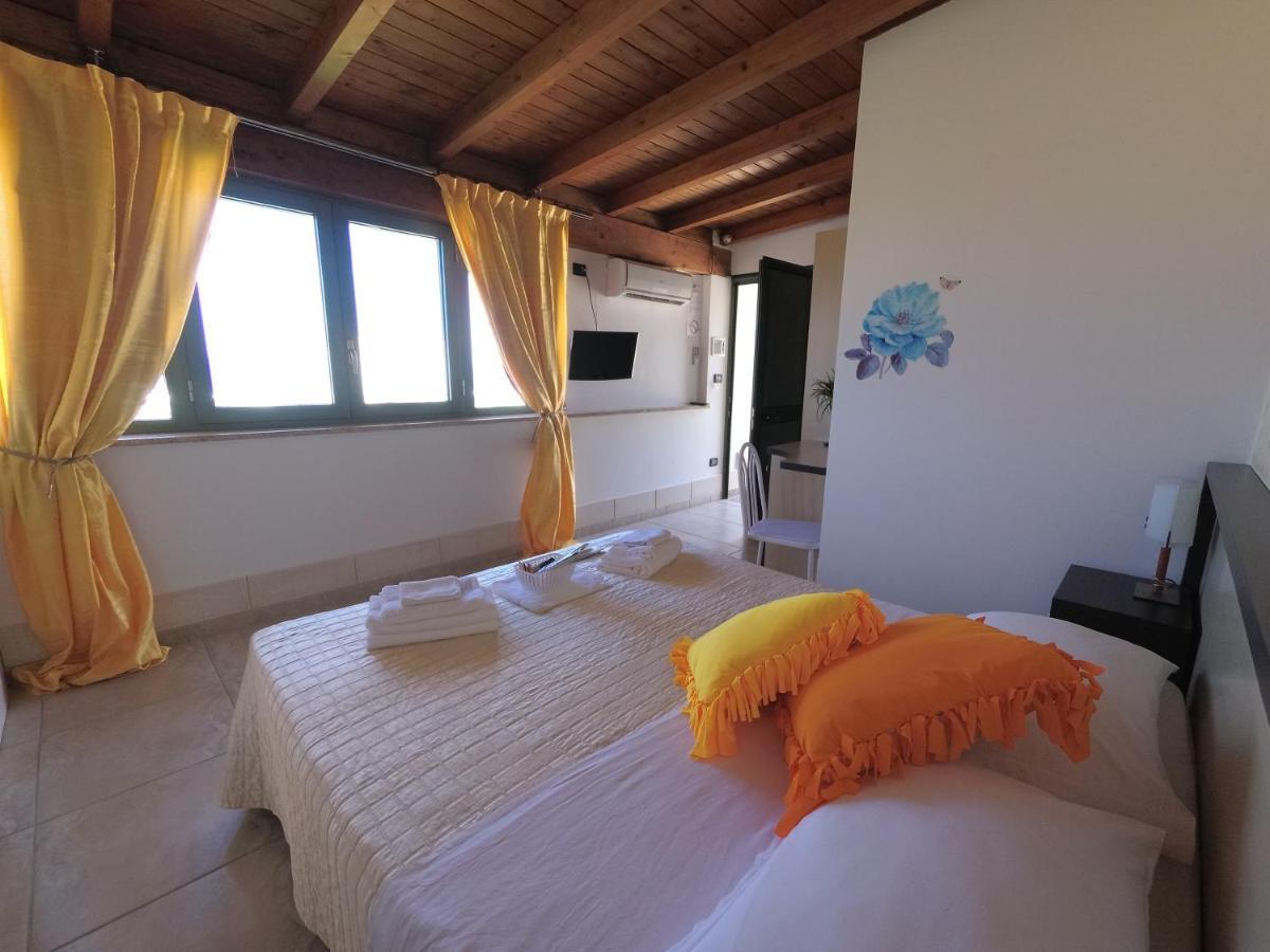 Hotel Alba Chiara Sant'Andrea Salento Ngoại thất bức ảnh
